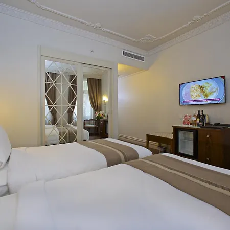 Taxim Lounge Special Category Hotel