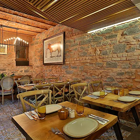 Hotel Taxim Lounge Special Category 3*