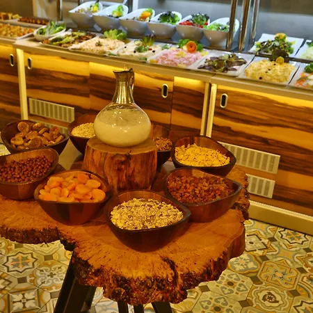 Taxim Lounge Special Category Hotel 3*