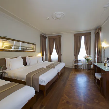 Taxim Lounge Special Category Hotel 3*