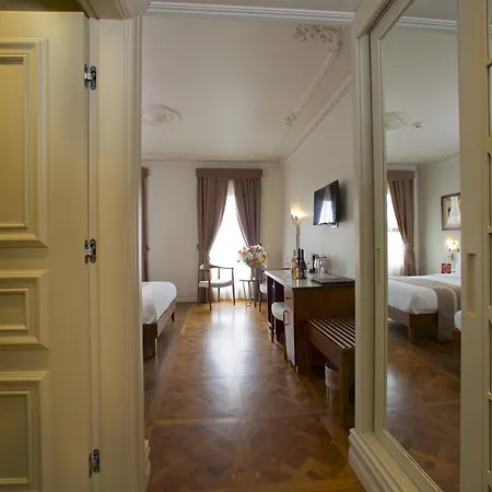 Taxim Lounge Special Category Hotel Estambul