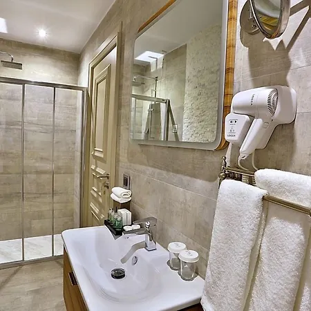 Hotel Taxim Lounge Special Category Istanbul