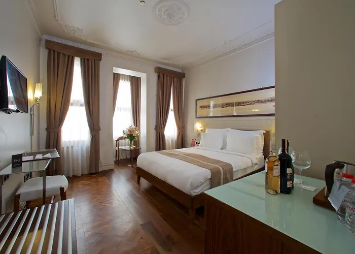 Taxim Lounge Special Category Hotel