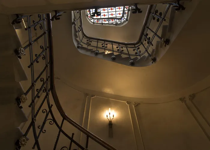 Taxim Lounge Special Category Hotel 3*