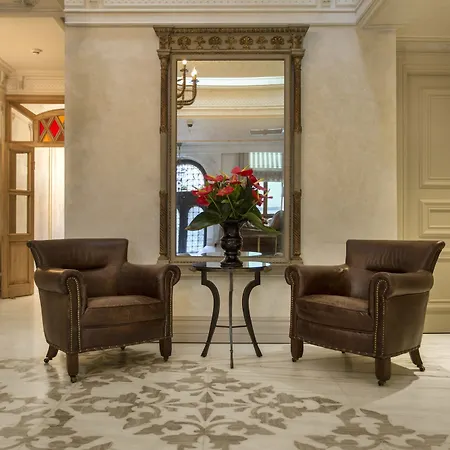 Taxim Lounge Special Category Hotel