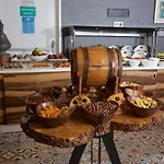 تقسيم لاونج سبيشال كاتيغوري فندق